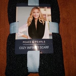 Black infinity scarf